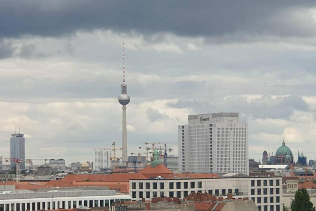 Studio Apartment Uber Den Wolken Berlin Extérieur photo