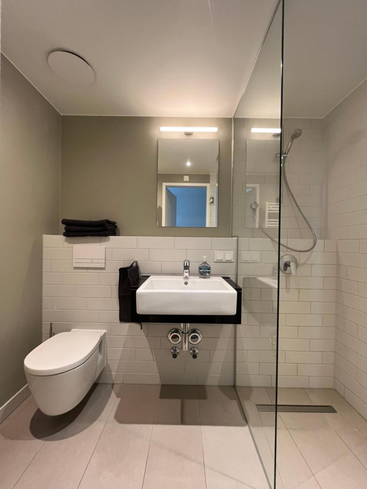 Studio Apartment Uber Den Wolken Berlin Extérieur photo